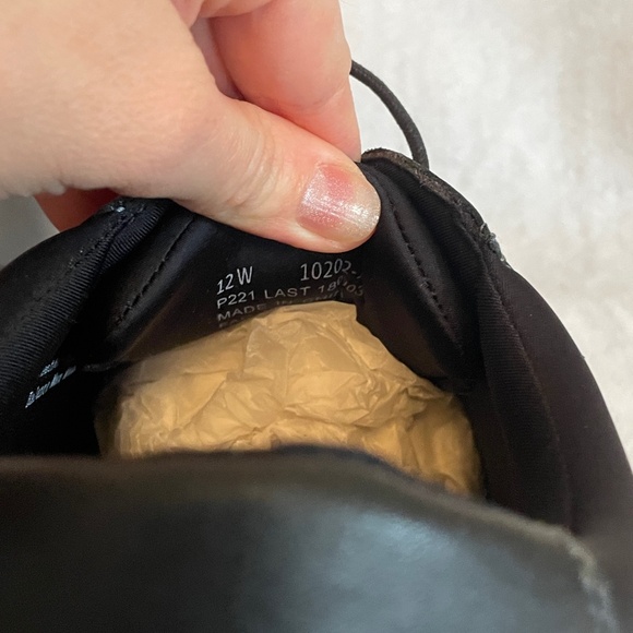 Drew Women’s Tulip Black Calf Tie Shoe, Size 12W, Model 10202-12 - Picture 6 of 9